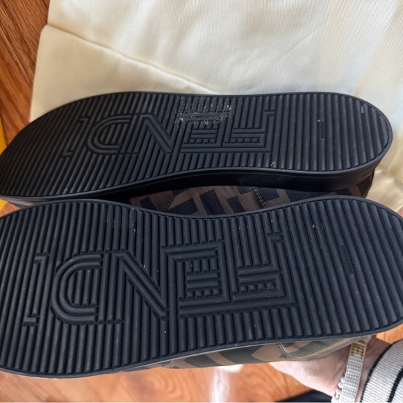 FENDI Tabacco Nero Nylon Sneaker Cloth Trainers. Size 39.